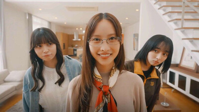 Roommates, Romance, and Ringing Hearts - Изображение 2